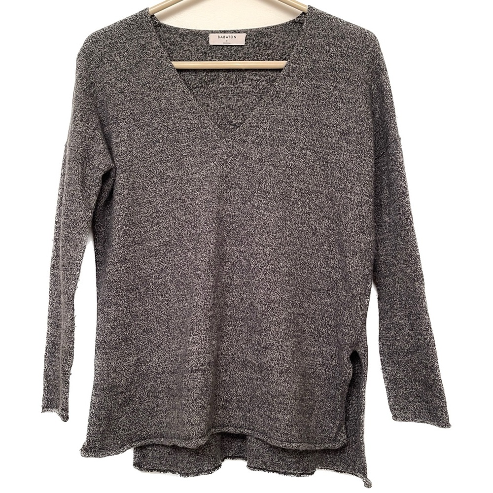 Babaton Erin Heathered Gray V-Neck Sweater | Size small ptp: 20”